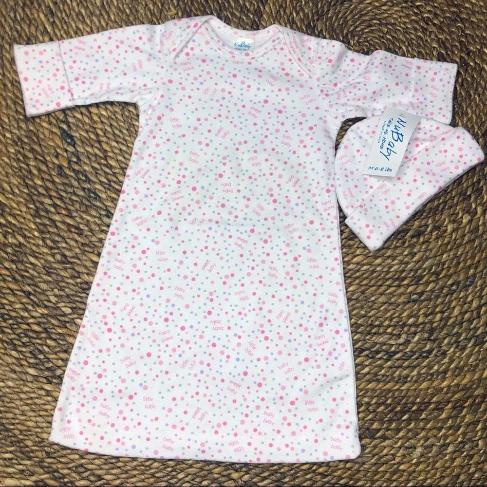 NWT 6-8 Pounds Newborn Gown‎ Pink Polka Dot